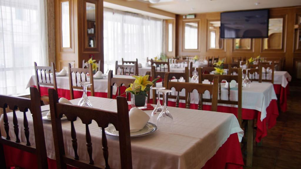 Hotel Alda Centro Понтеведра Екстер'єр фото